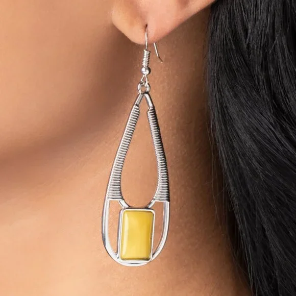 Yellow dangle earrings - Picture 2 of 2